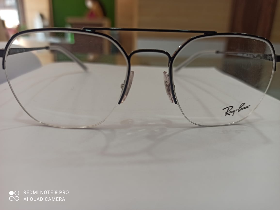 L ROI EYE CLINIC & OPTICALS CHERUPUZHA